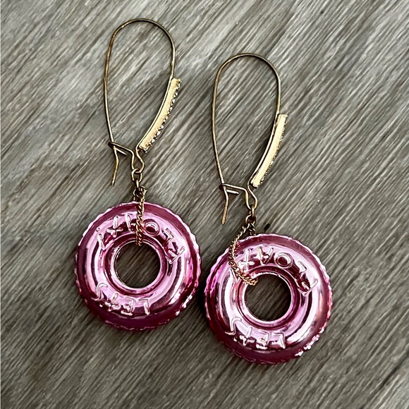 SOLD Betsey Johnson Ducky Printed Floaty Earrings - Picture 3 of 5